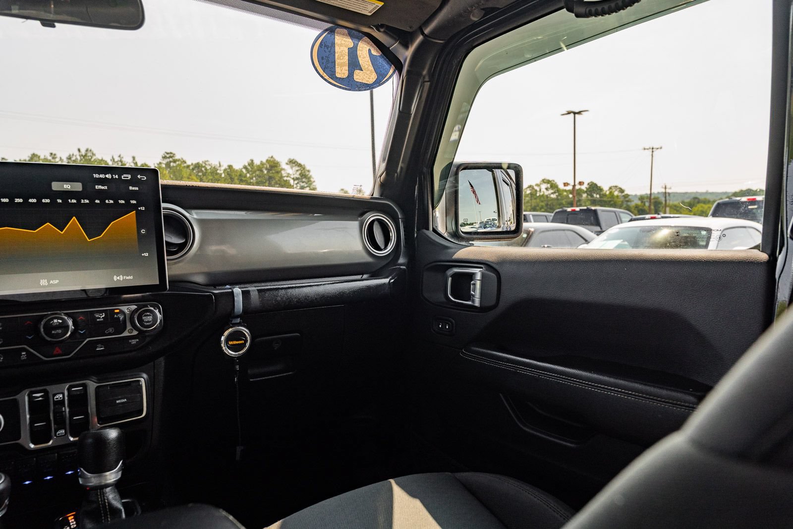 Used 2021 Jeep Wrangler Unlimited Sahara AWD/4WD image 32