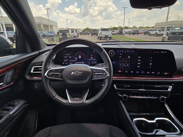 Used 2024 Chevrolet Traverse Z71 w/ Enhanced Driving Package AWD/4WD image 26
