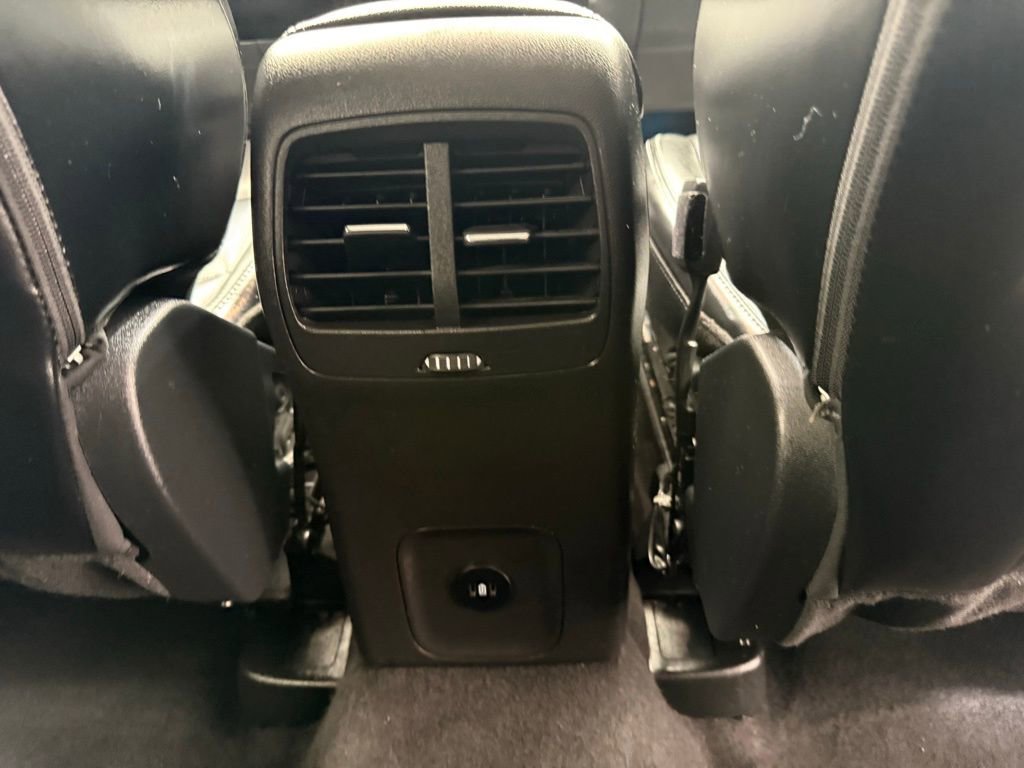 Certified 2024 Ford Escape Platinum image 18