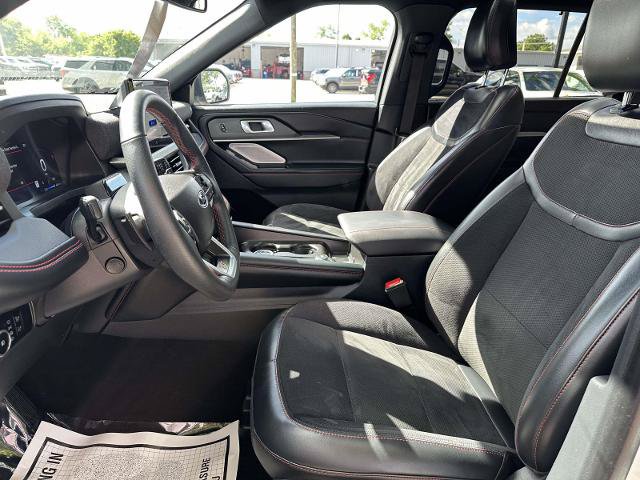 Certified 2025 Ford Explorer ST AWD/4WD image 9
