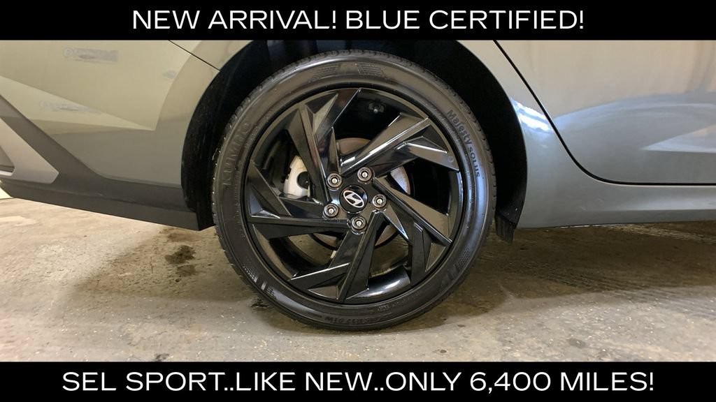 Used 2026 Hyundai Elantra Sport FWD image 14