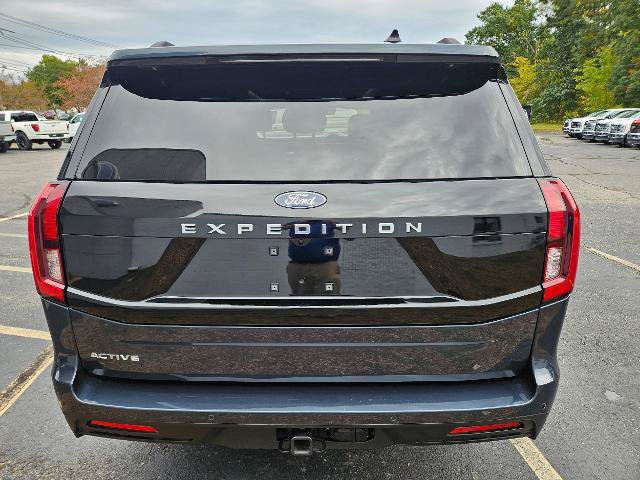 Certified 2025 Ford Expedition Active AWD/4WD image 6