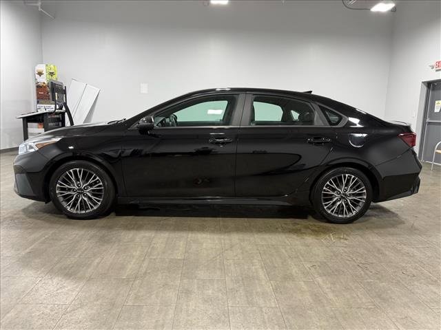 Used 2023 Kia Forte GT-Line w/ GT-Line Premium Package image 7