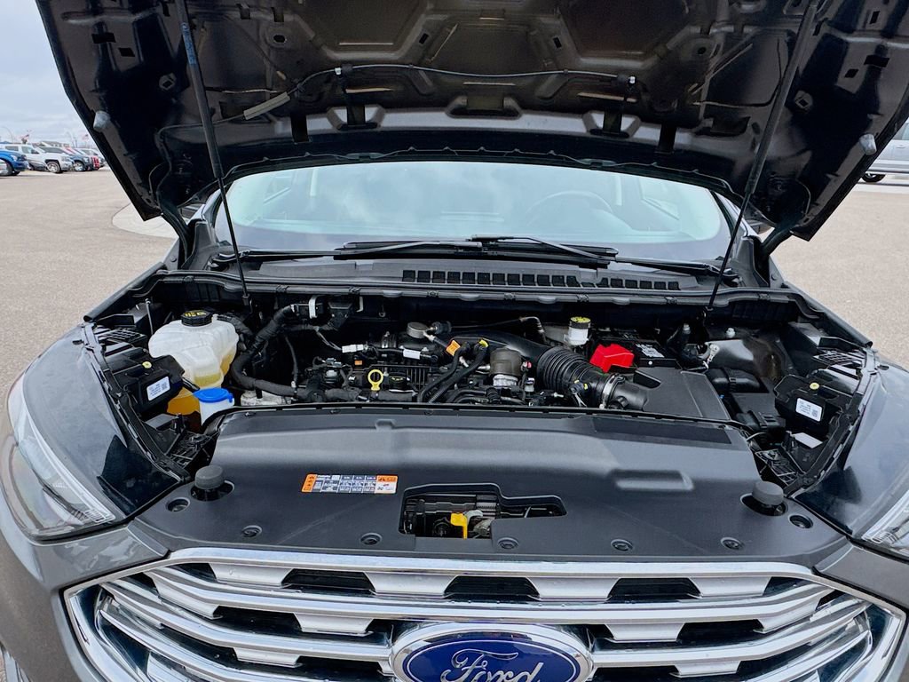 Certified 2024 Ford Edge Titanium AWD/4WD image 21