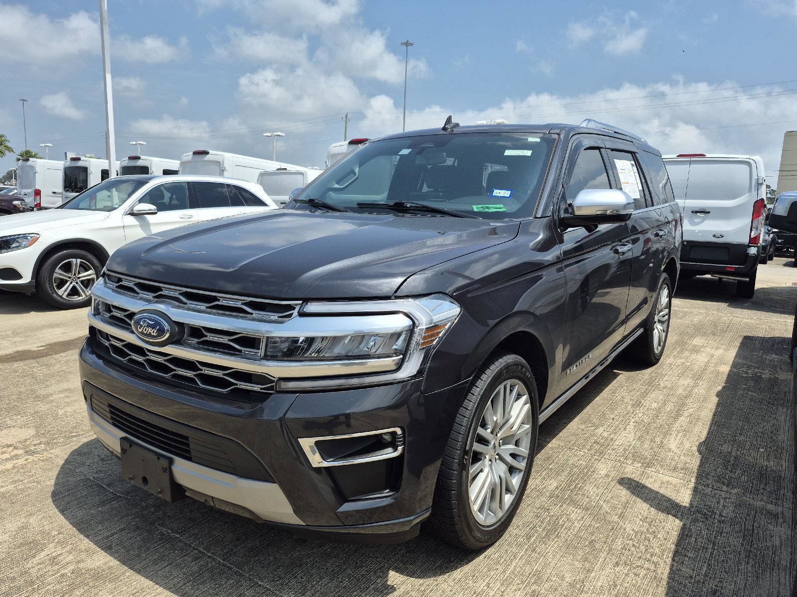Certified 2023 Ford Expedition Platinum RWD image 1