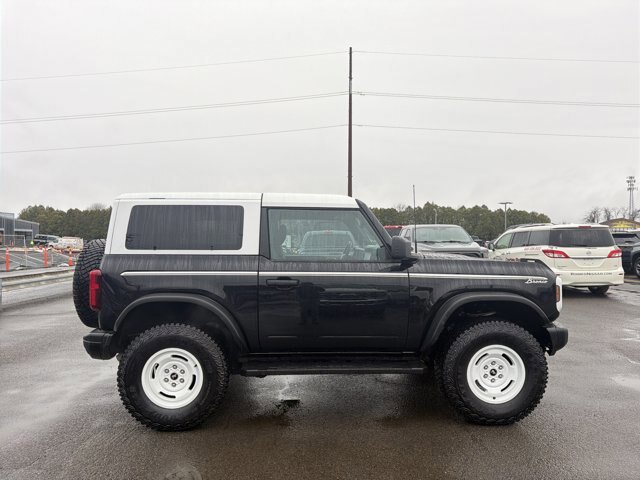 Certified 2024 Ford Bronco Heritage Edition AWD/4WD image 7