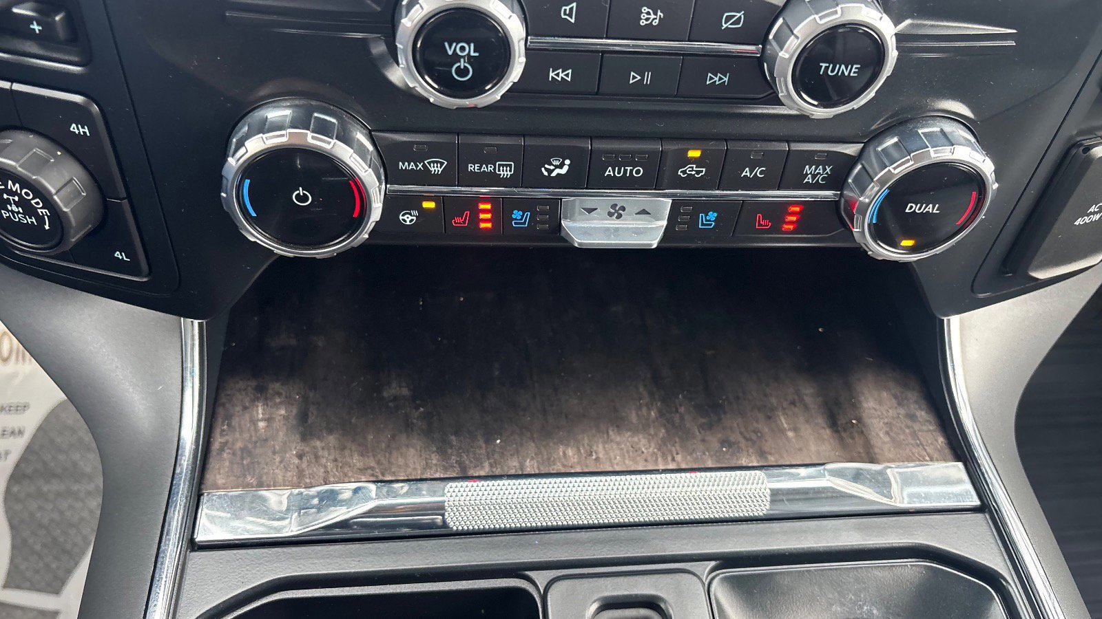 Certified 2022 Ford F150 Lariat w/ Equipment Group 502A High image 49