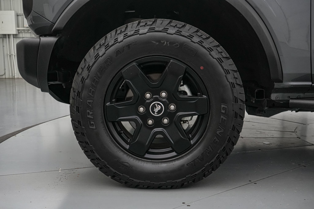 Certified 2024 Ford Bronco Black Diamond AWD/4WD image 10