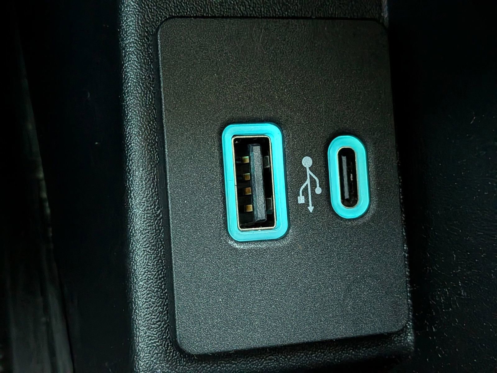 Certified 2023 Ford Edge SEL w/ Convenience Package image 25