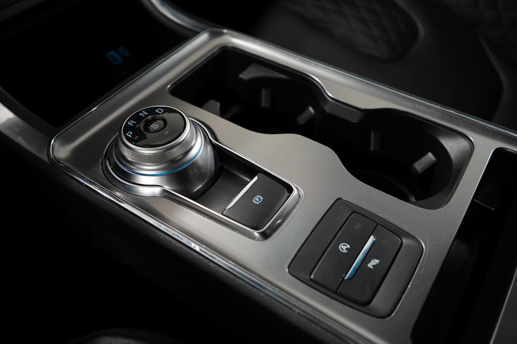 Certified 2023 Ford Edge Titanium AWD/4WD image 18