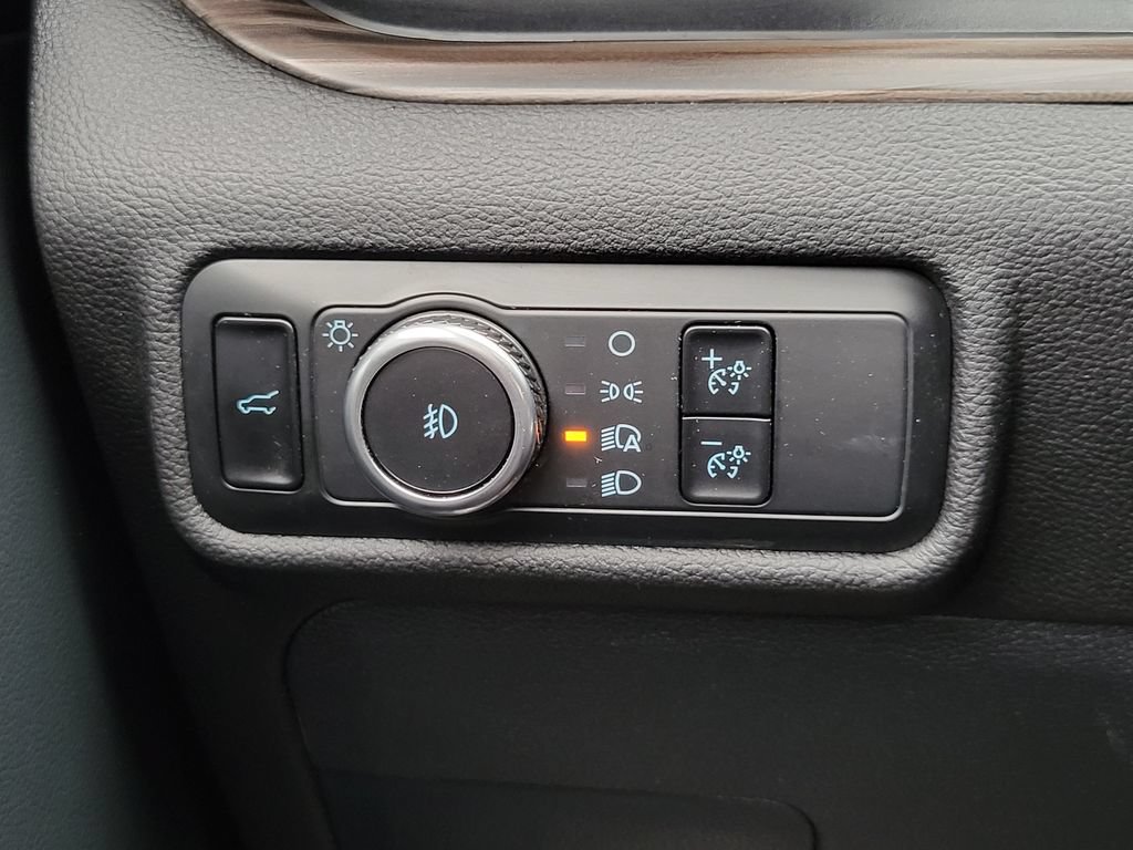 Certified 2024 Ford Explorer Limited w/ Equipment Group 301A AWD/4WD image 15