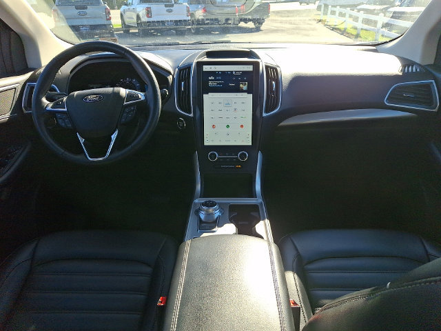 Certified 2024 Ford Edge SEL w/ Convenience Package AWD/4WD image 18