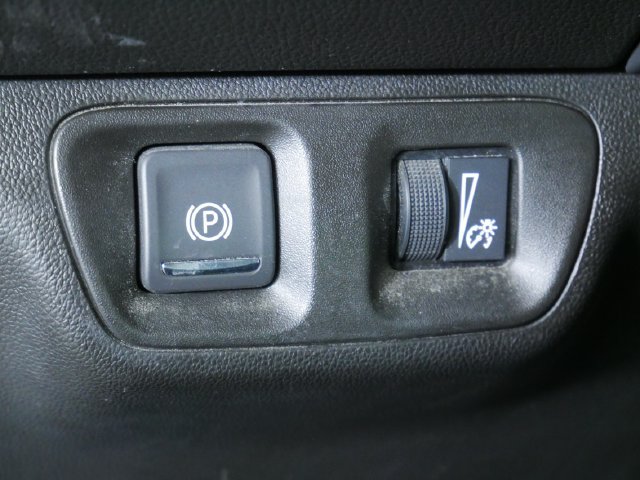 Used 2021 GMC Acadia SLT w/ Elevation Edition AWD/4WD image 25