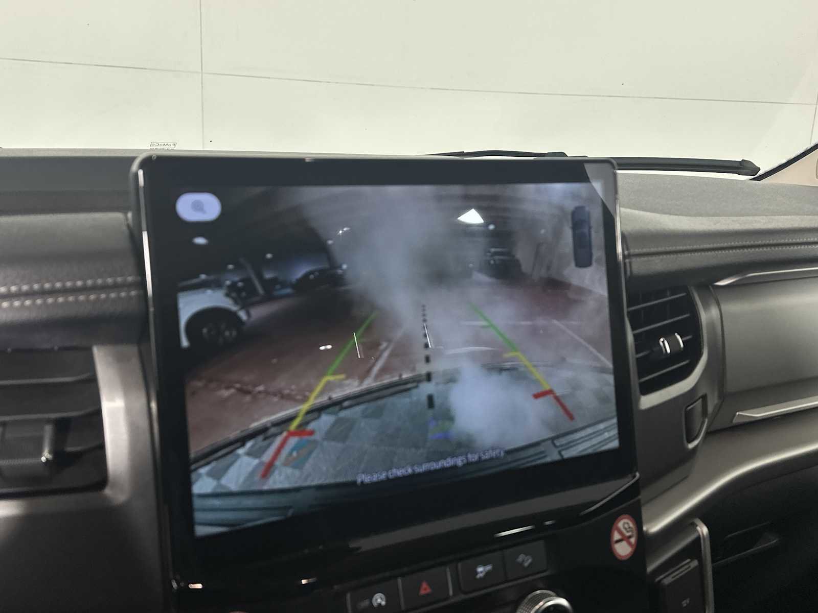 Certified 2024 Ford Expedition Max XLT image 31