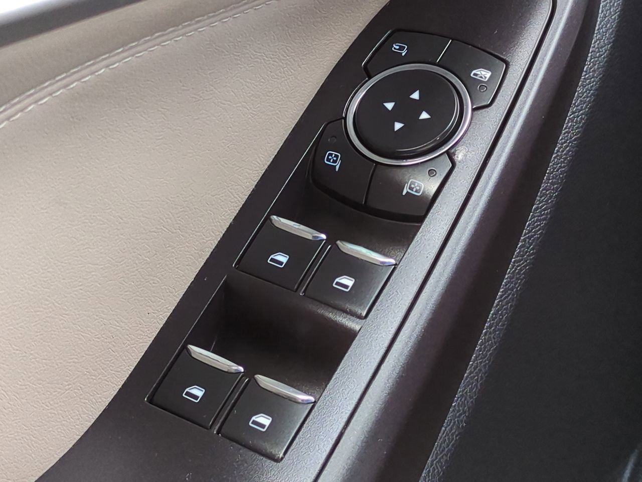 Certified 2020 Ford Explorer Limited image 23