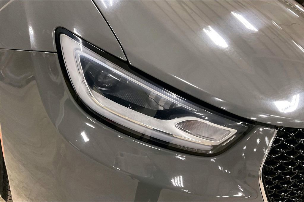 Used 2023 Chrysler Pacifica Limited image 28