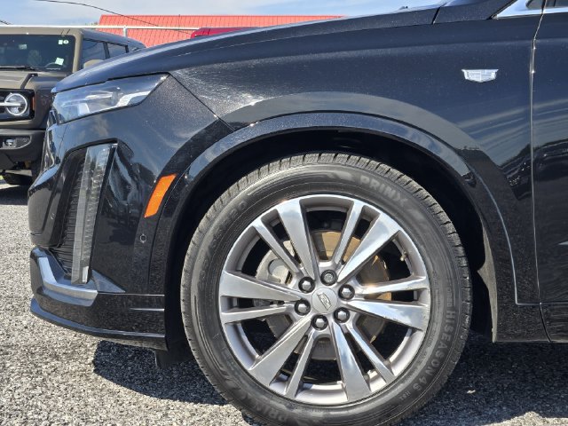Used 2020 Cadillac XT6 Premium Luxury FWD image 9