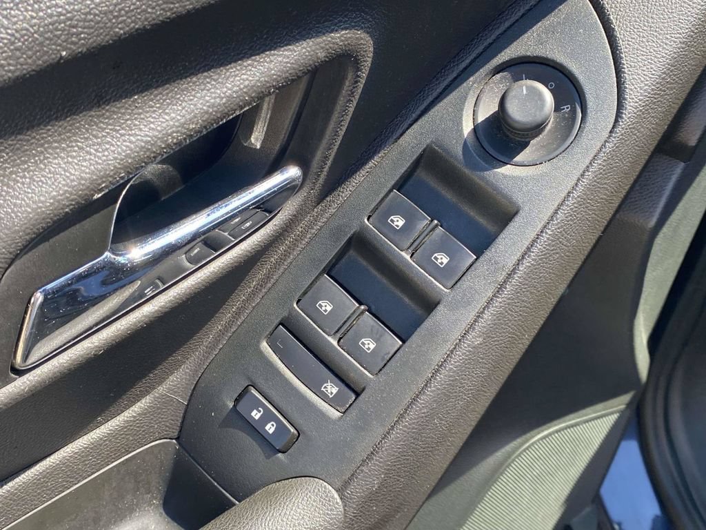 Used 2018 Chevrolet Trax LS FWD image 15