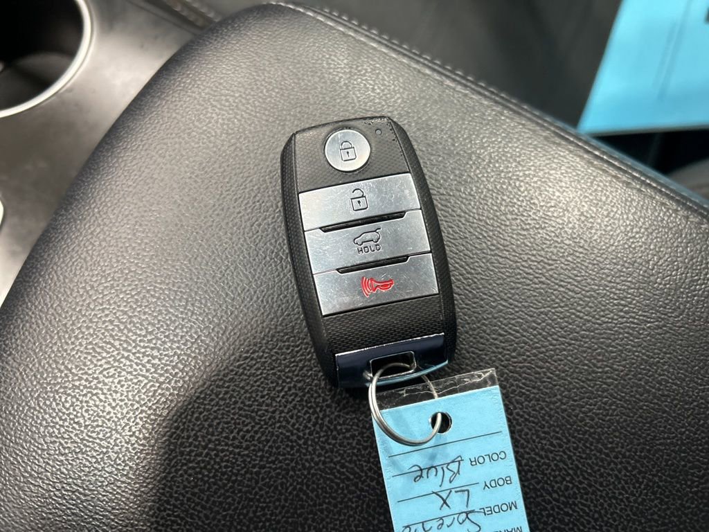 Used 2020 Kia Sorento S image 23