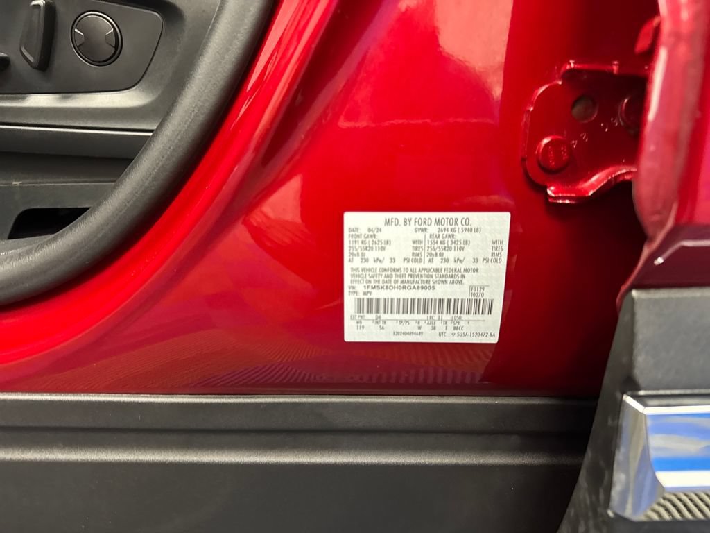 Certified 2024 Ford Explorer XLT w/ Equipment Group 202A AWD/4WD image 34
