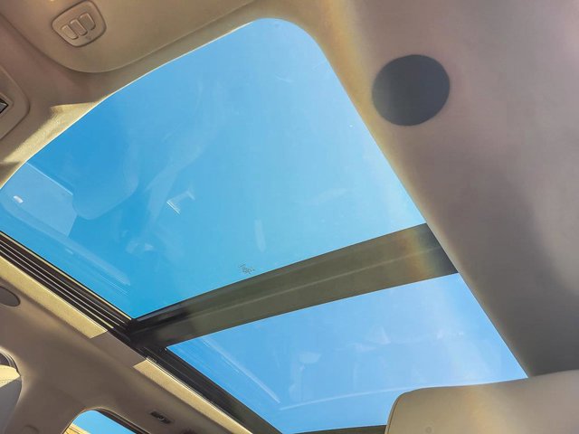 Certified 2025 Ford F450 Platinum w/ Platinum Plus Package image 14