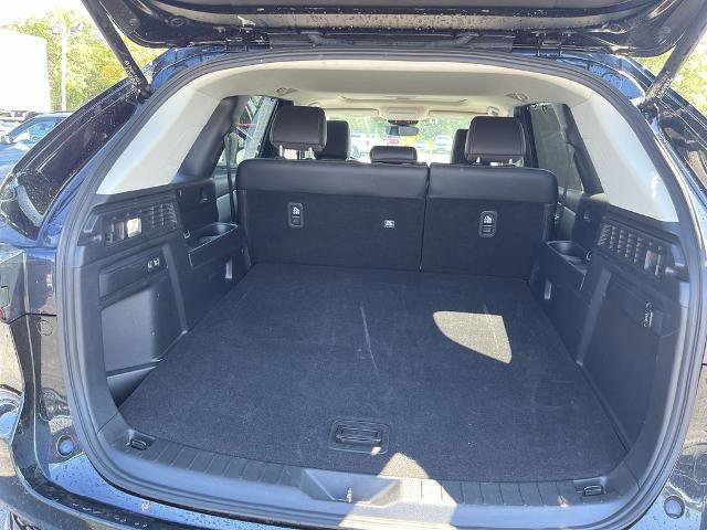 Used 2025 MAZDA CX-70 3.3 Turbo w/ Preferred Package image 11