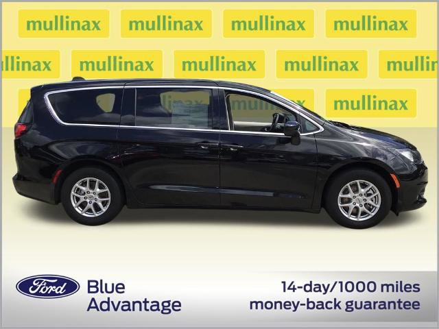 Used 2024 Chrysler Voyager LX FWD video 2