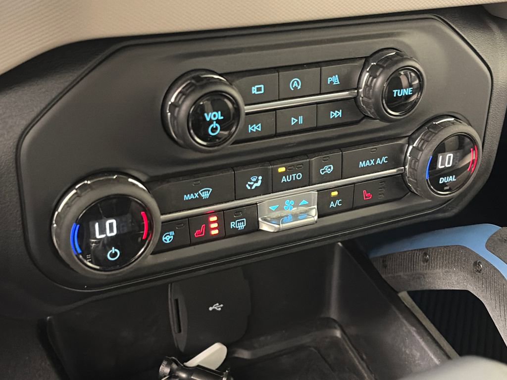 Certified 2023 Ford Bronco Wildtrak AWD/4WD image 21