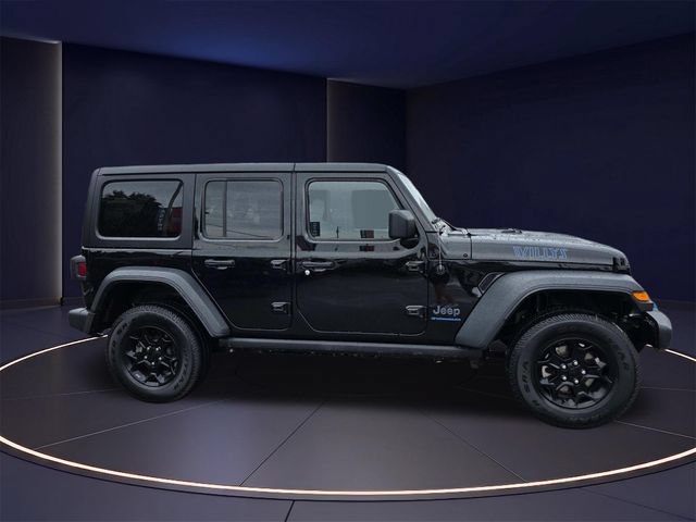 Used 2023 Jeep Wrangler Unlimited w/ Cold Weather Group AWD/4WD image 2
