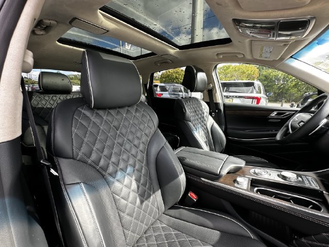 Used 2023 Genesis GV80 3.5T AWD/4WD image 36