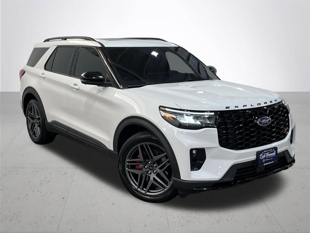Certified 2025 Ford Explorer ST w/ Sun And Sound Package image 8