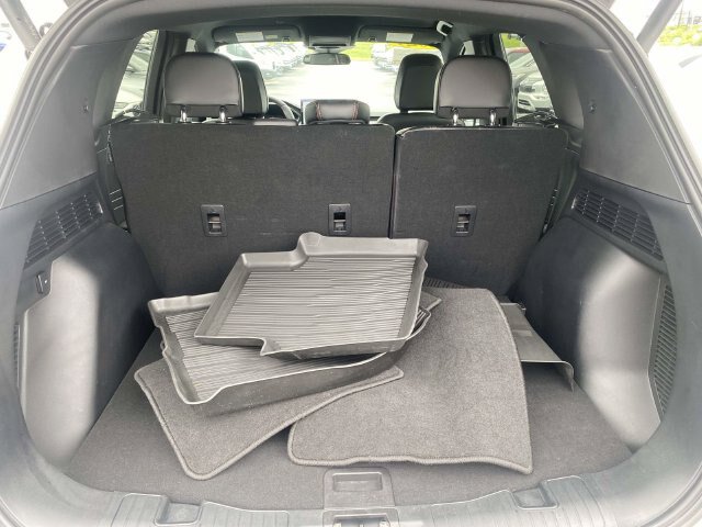 Certified 2024 Ford Escape ST-Line w/ Tech Pack #1 AWD/4WD image 10