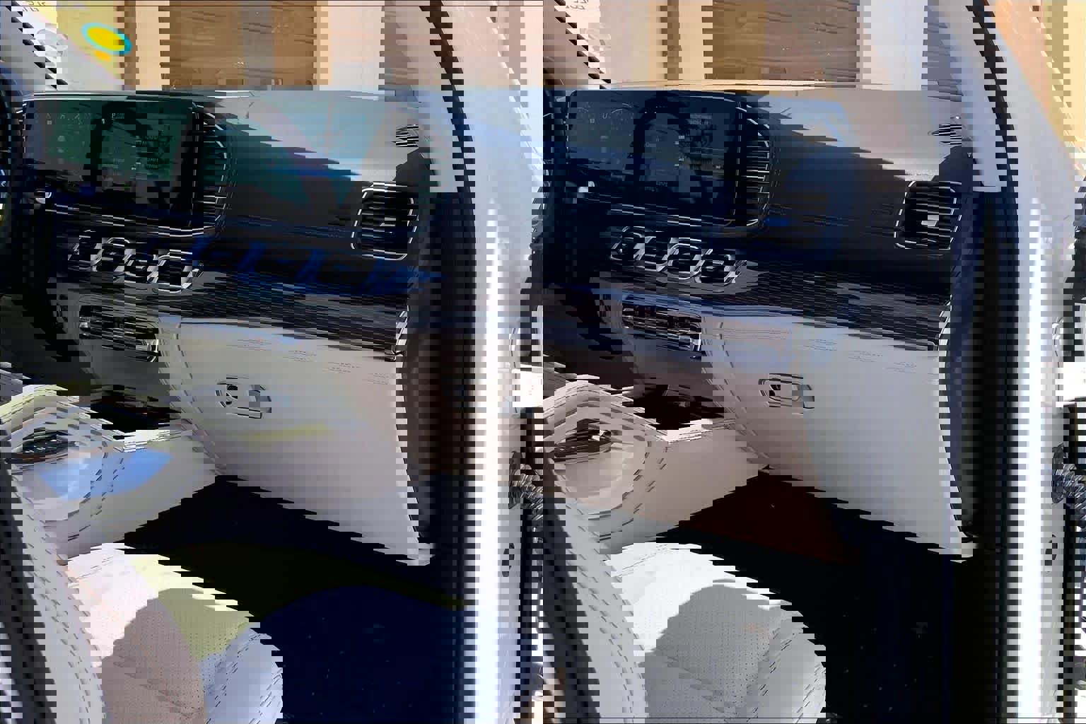 Used 2023 Mercedes-Benz GLS 450 4MATIC image 19