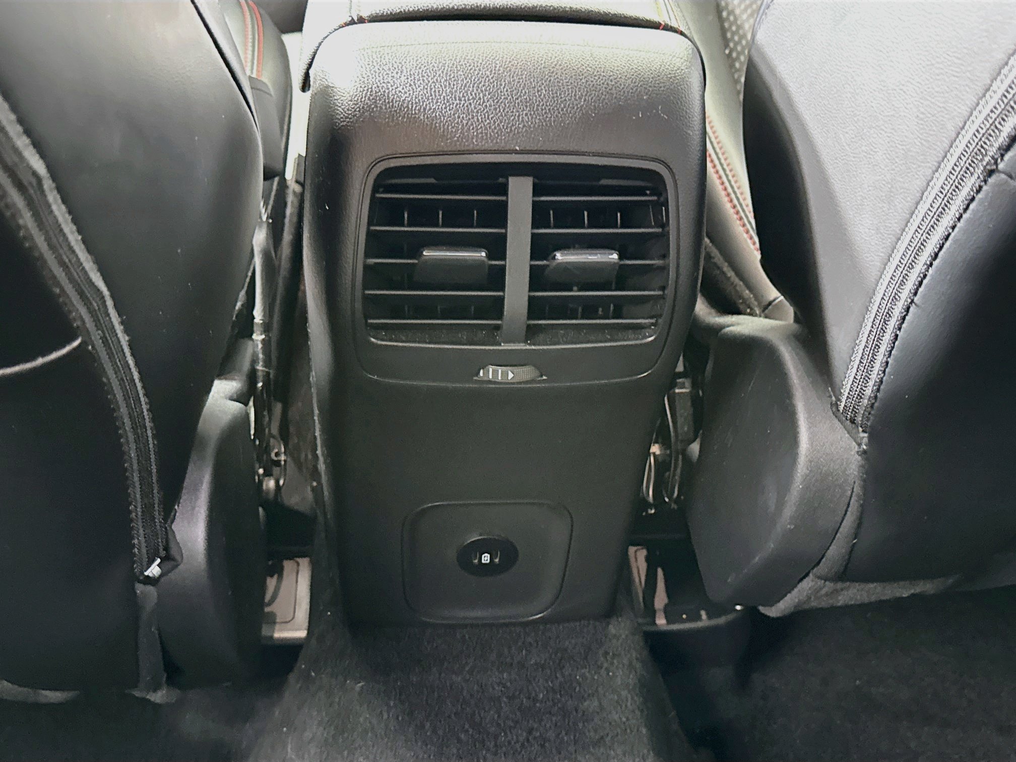Certified 2024 Ford Escape ST-Line w/ Tech Pack #1 AWD/4WD image 25