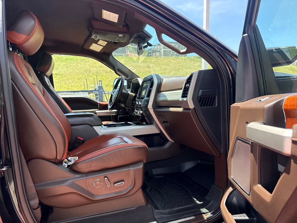 Certified 2022 Ford F250 King Ranch w/ Tremor Off-Road Package AWD/4WD image 30