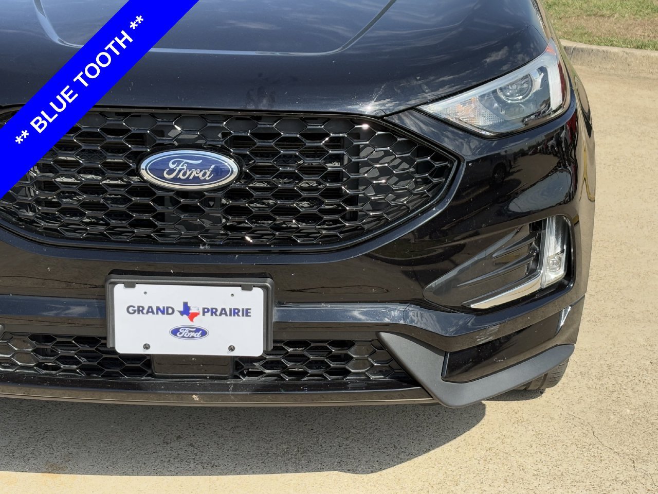 Certified 2024 Ford Edge ST-Line AWD/4WD image 8