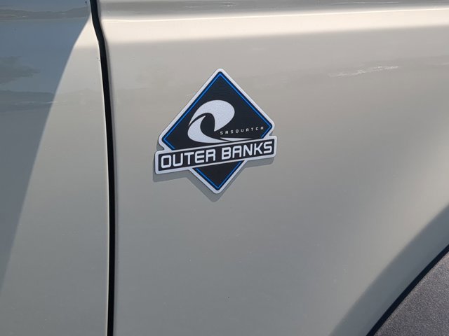 Certified 2025 Ford Bronco Outer Banks w/ Sasquatch Package AWD/4WD image 39