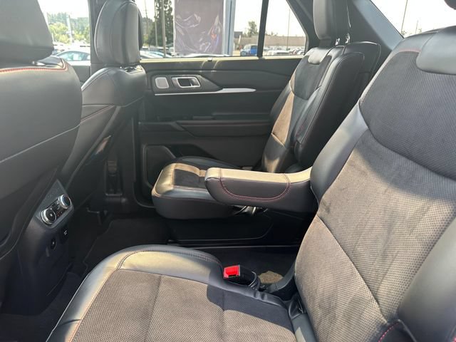 Certified 2025 Ford Explorer ST AWD/4WD image 19