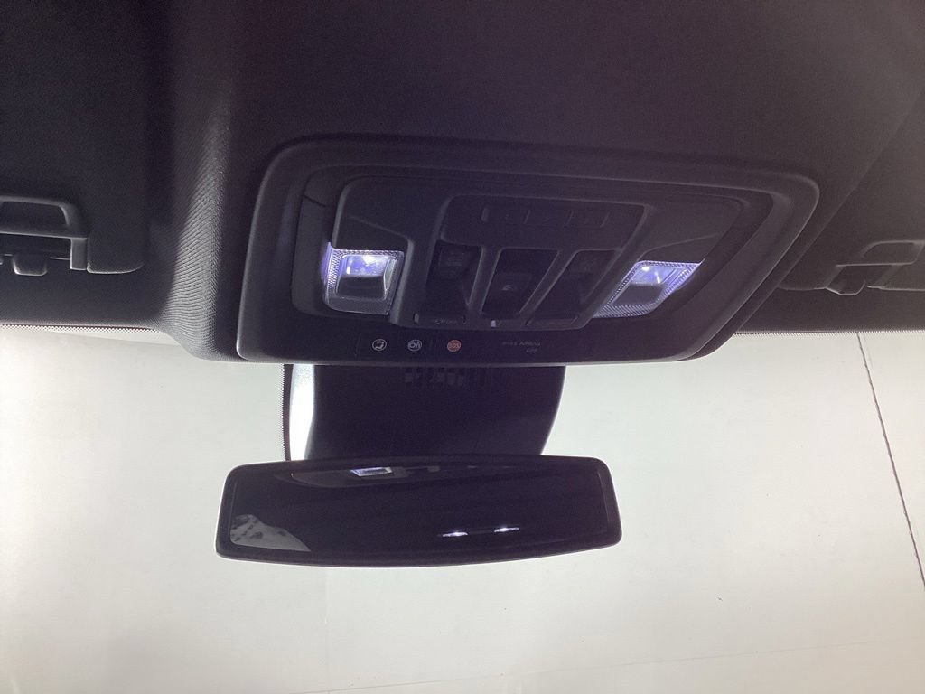 Used 2022 Chevrolet Silverado 1500 High Country w/ High Country Premium Package AWD/4WD image 18