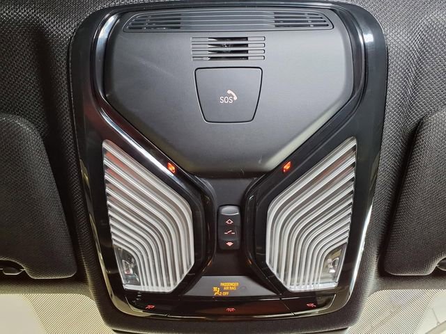 Used 2019 BMW 530e image 16