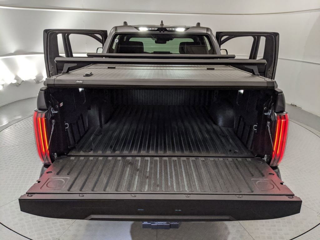 Used 2025 Toyota Tundra Limited image 18