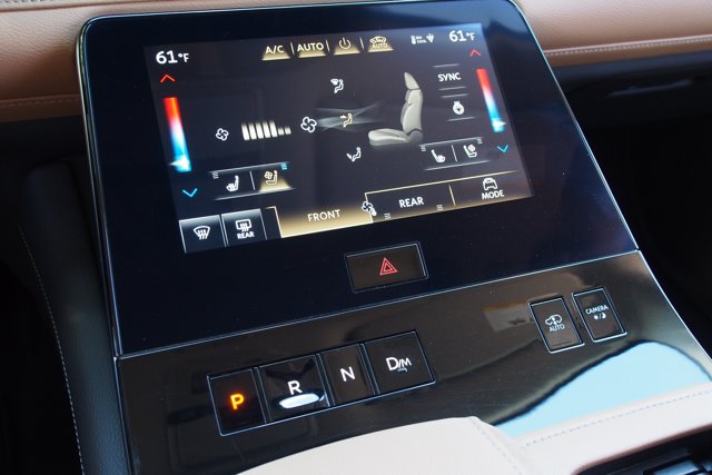 Used 2025 INFINITI QX80 Sensory AWD/4WD image 34