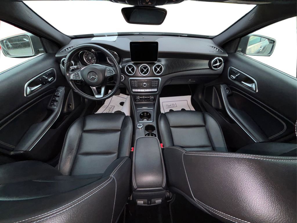 Used 2018 Mercedes-Benz GLA 250 4MATIC image 24