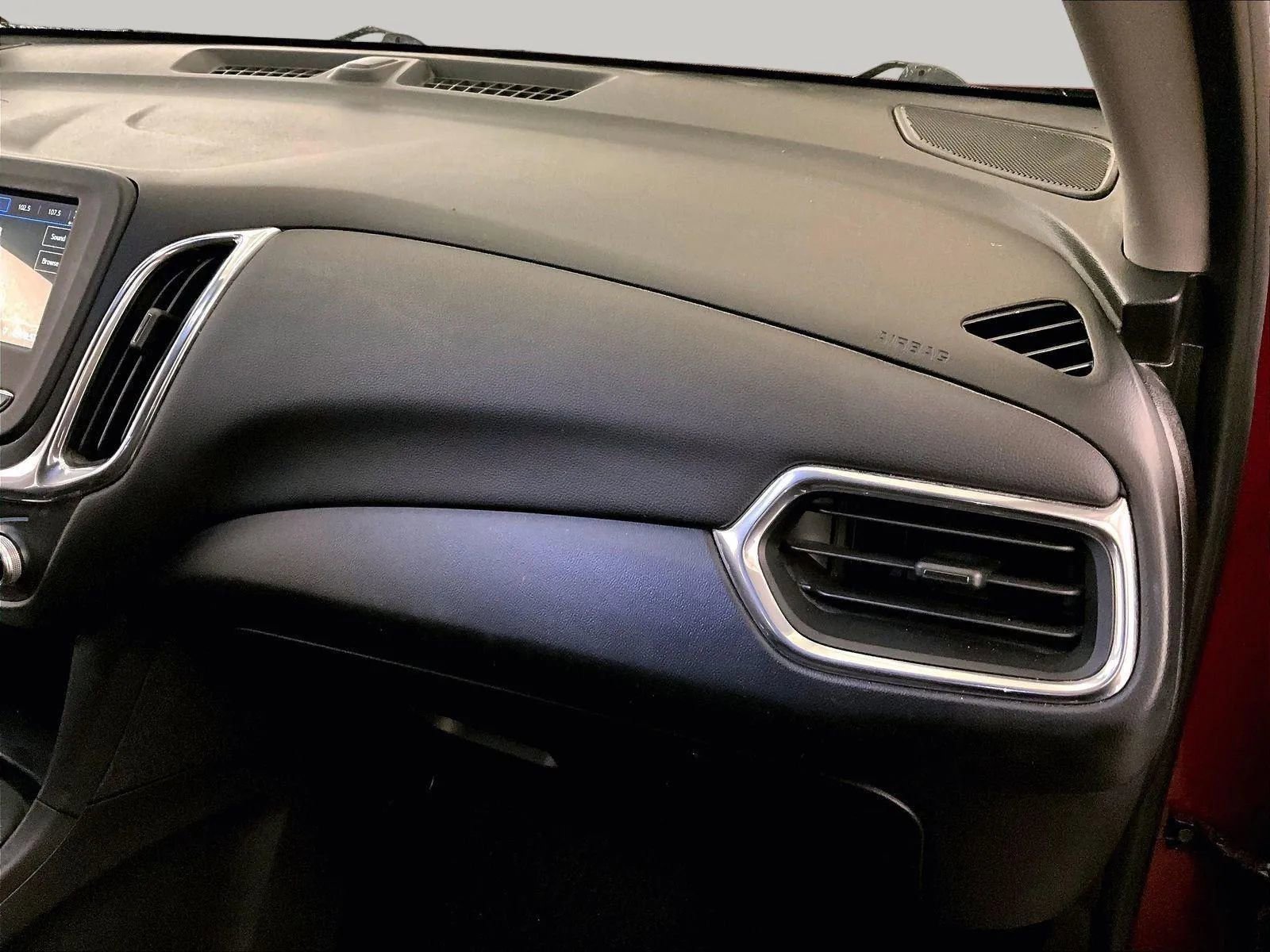 Used 2019 Chevrolet Equinox LT image 15