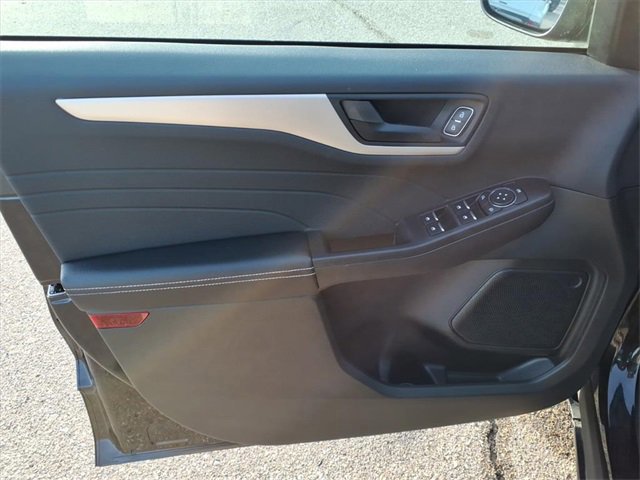 Certified 2022 Ford Escape SE image 12