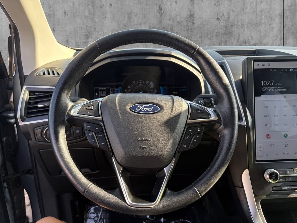 Certified 2024 Ford Edge SEL AWD/4WD image 13