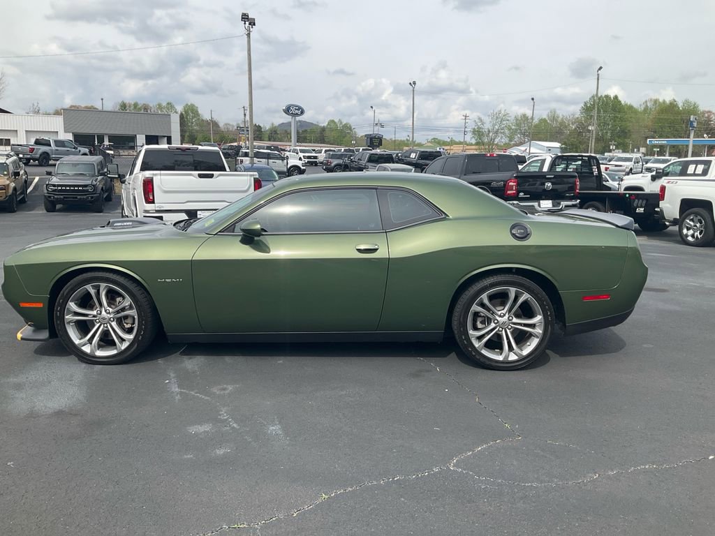 Used 2022 Dodge Challenger R/T w/ Shaker Package RWD image 8