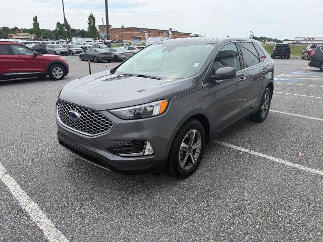 Certified 2023 Ford Edge SEL w/ Convenience Package AWD/4WD image 4