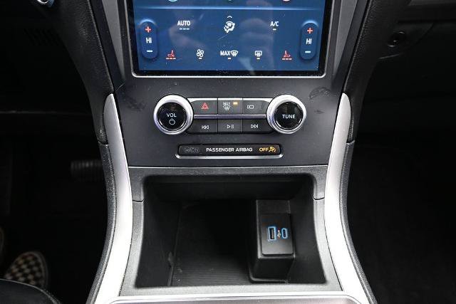 Certified 2024 Ford Edge SEL AWD/4WD image 32