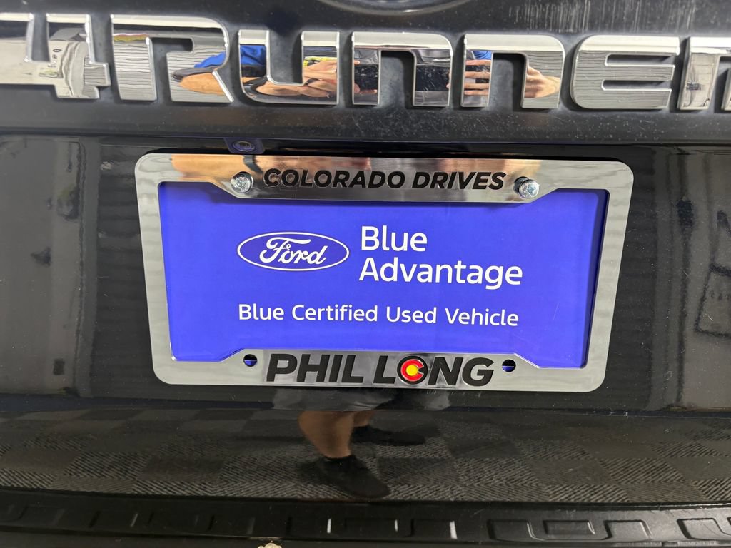 Used 2018 Toyota 4Runner TRD Off-Road w/ TRD Performance Package AWD/4WD image 28